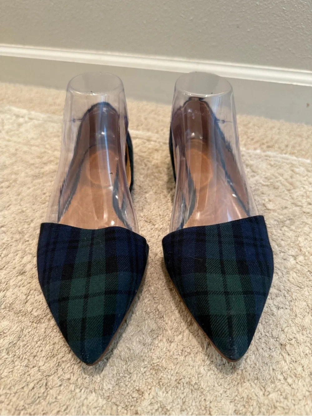 J. Crew navy and green tartan plaid d'Orsay flats featuring a pointed toe Size 8